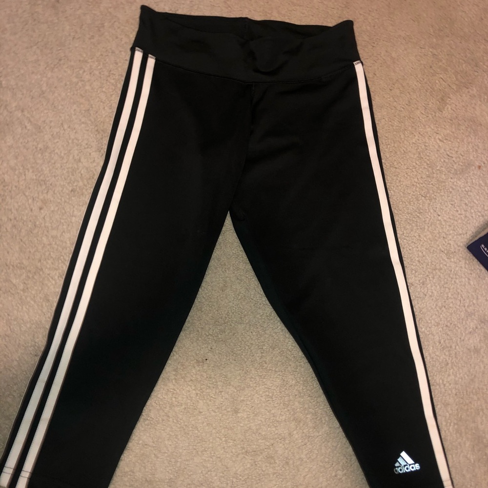 Cropped Adidas Leggings